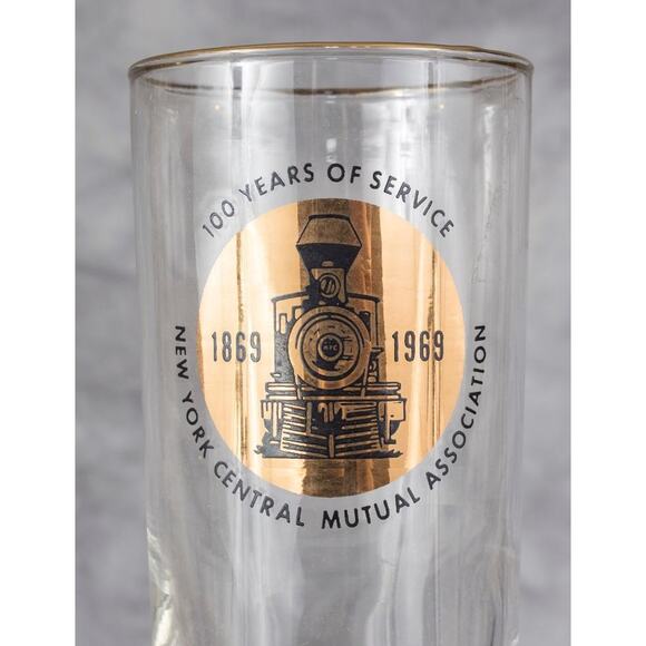 Vintage Gold Rimmed New York Central Mutual Association Tumbler Lot of 6 (gtm25) - Picture 2 of 3
